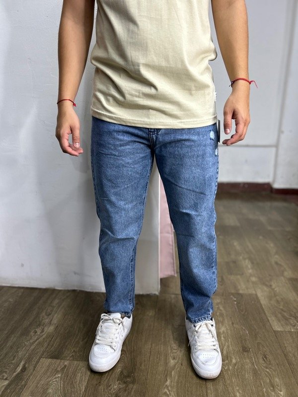 Producto - Jeans Mom Qatar