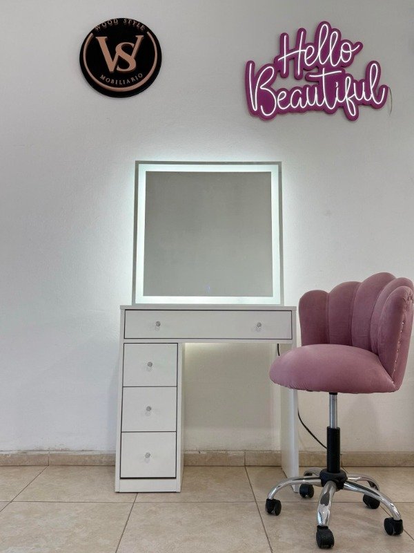 Producto - Maquillador Hollywood Cielo LED