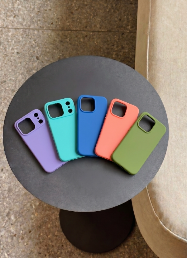 Producto - SILICONE CASE LISAS iPhone 17 Pro