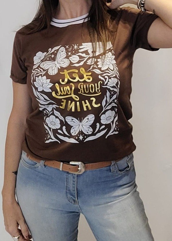 Producto - Remera AOI Chocolate