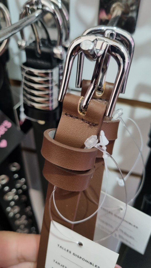 Producto - Cinto fino hebilla redondo