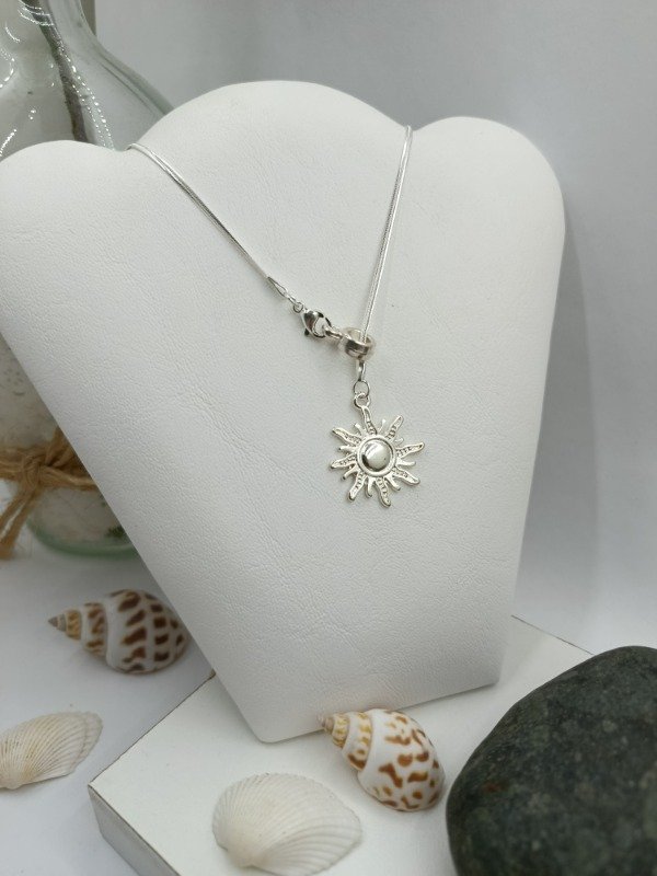 Producto - Corbatero Acero Blanco