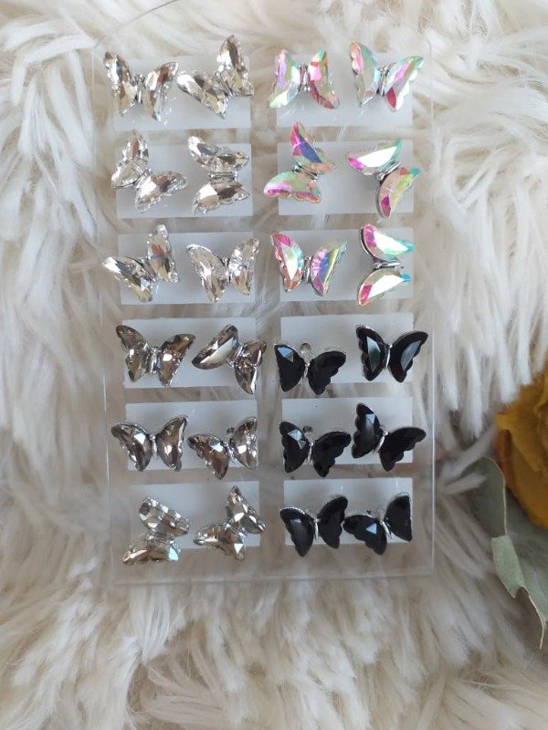 Producto - AQA0171 Pasante Mariposa Piedra.