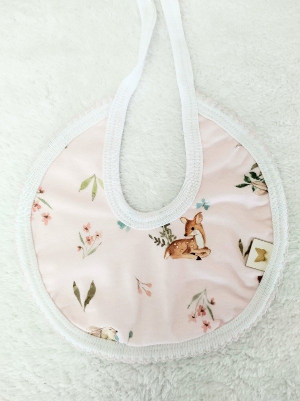 Producto - Babero redondo Bosque Rosa