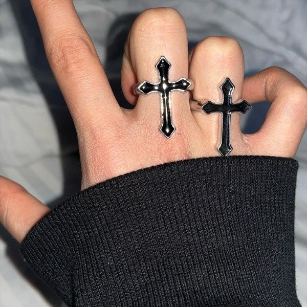 Producto - Anillo cruz gotico