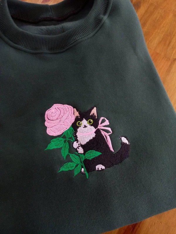 Producto - Buzo Gatito con flor