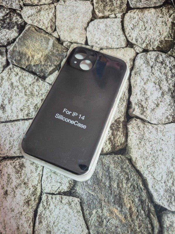 Producto - Funda silicone case con logo Iphone 14 negra
