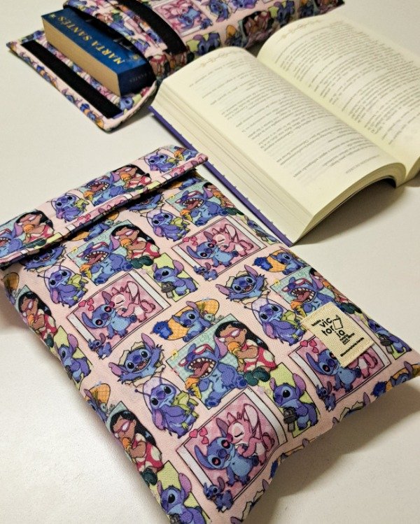 Producto - Funda para libros estándar Stitch IMPERMEABLE