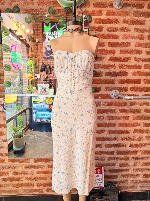 Producto - VESTIDO STRAPLESS