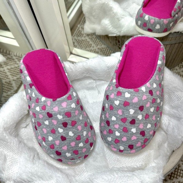 Producto - Pantuflas Corazon Gris/Rosa