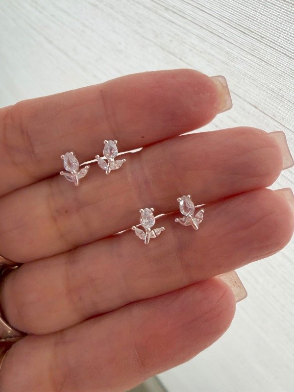 Producto - Aritos tulipán plata 925