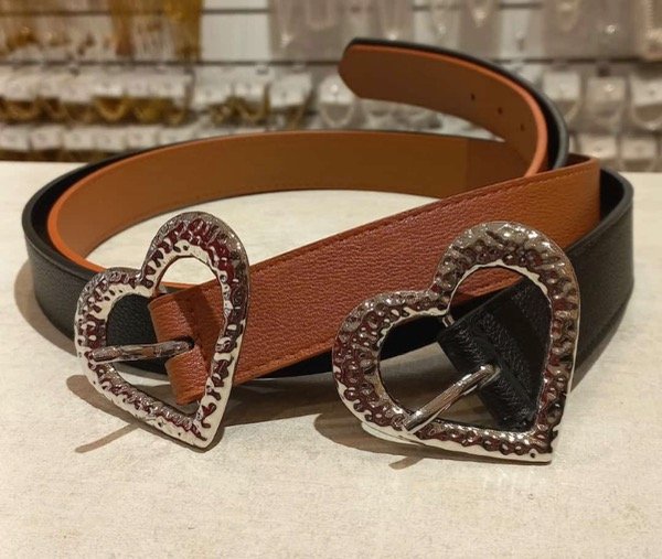 Producto - Cinto Corazón Negro