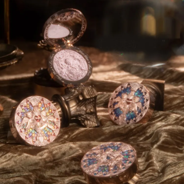 Producto - Flower Knows - Little Angel Embossed Highlighter