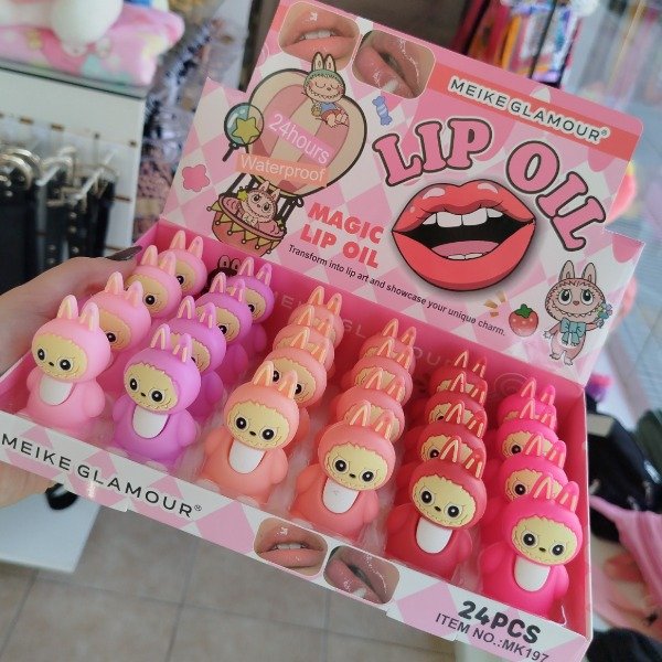 Producto - Lip oil labubu