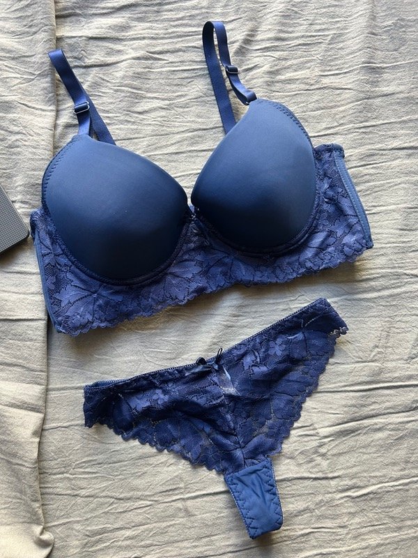 Producto - CONJUNTO T. ESPECIAL negro y azul