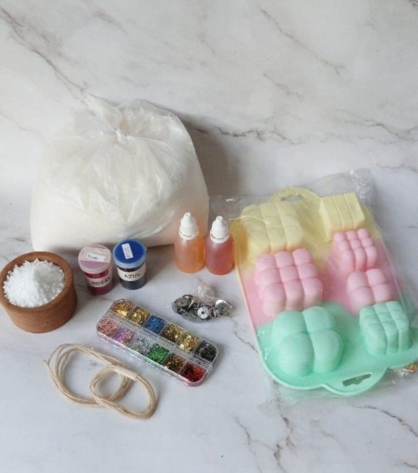 Producto - Kit Vela con Molde 2 - Bubble Surtido Tricolor