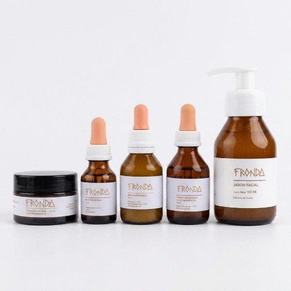 Producto - Kit Manchas Textura ontuosa - Tratamiento de manchas, hidratación y prevención -