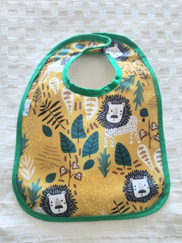 Producto - Babero Impermeable para comer Leones