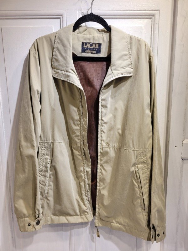 Producto - Campera LACAR beige Talle M - PRECIO: 64X