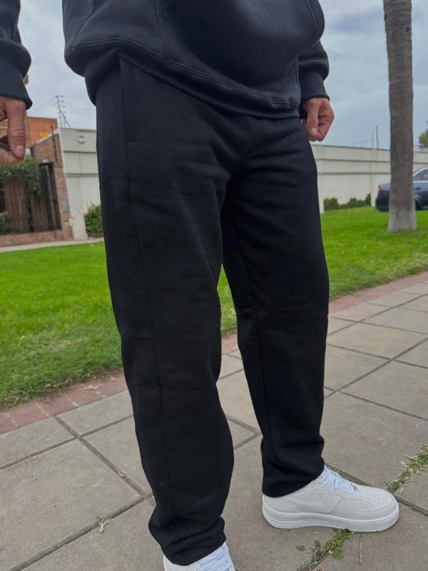 Producto - Jogging corte recto