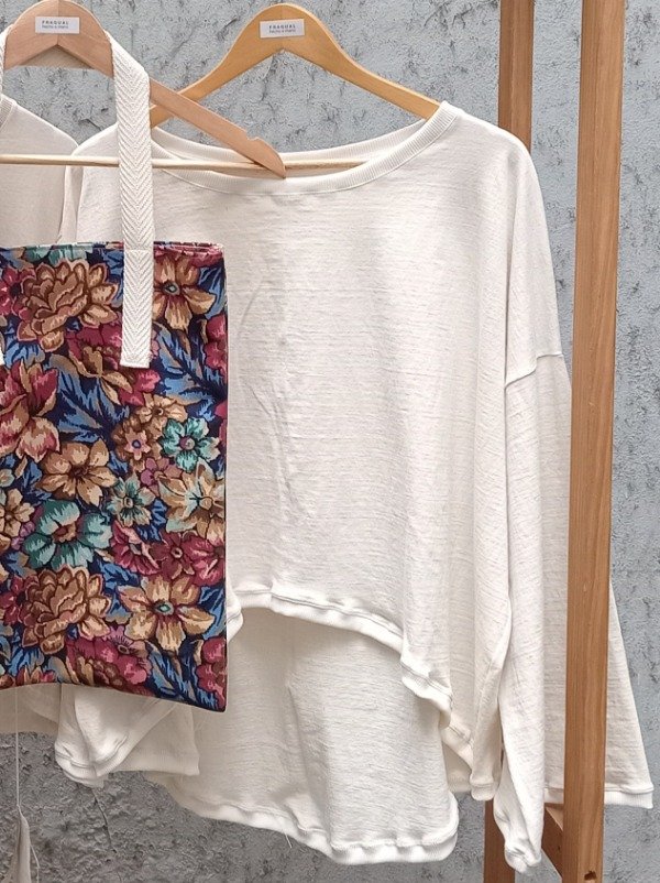 Producto - Buzo Abril