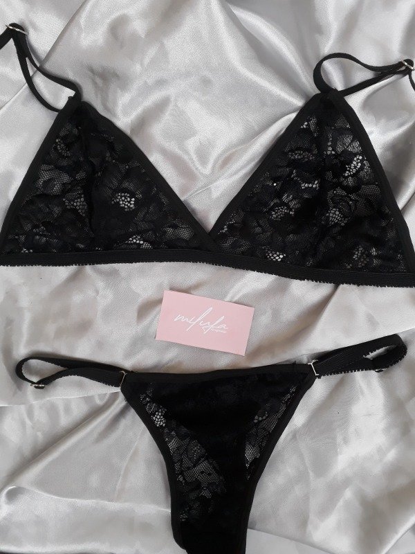 Producto - CONJUNTO TRIANGULO DE ENCAJE CON LESS REGULABLE