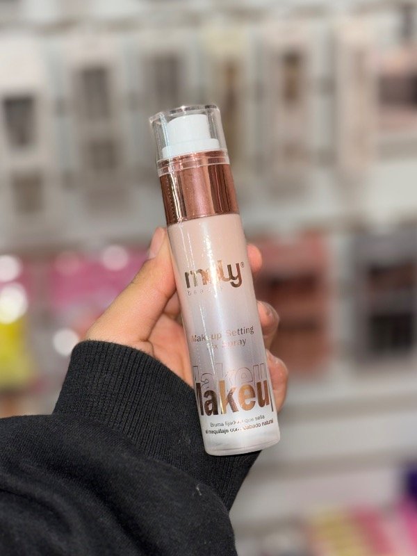Producto - Fijador de maquillaje waterproof Mely - 1