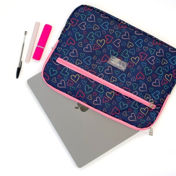 Producto - Bruselas Portanotebook - Corazones