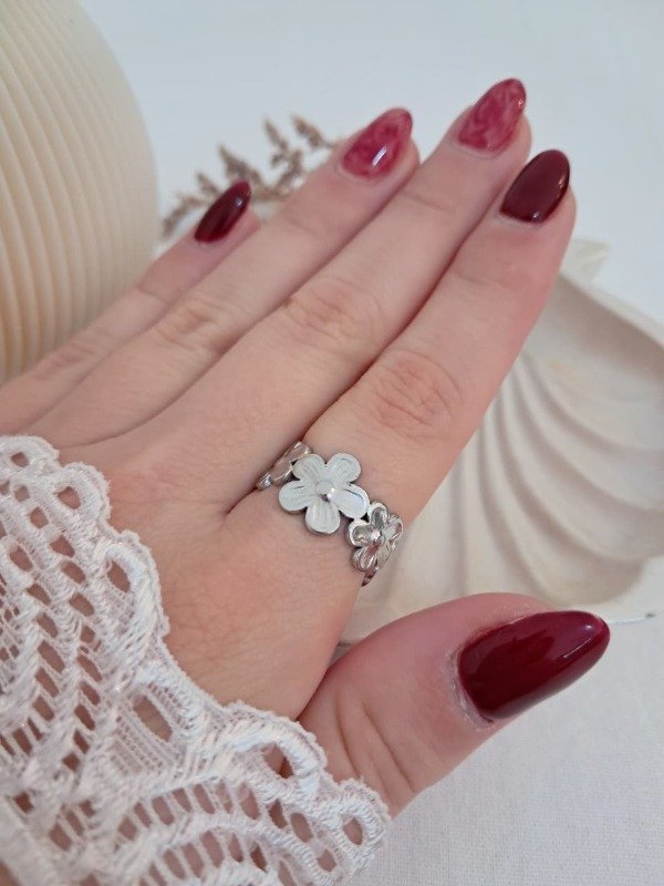 Producto - Anillo AQ flores mini regulable