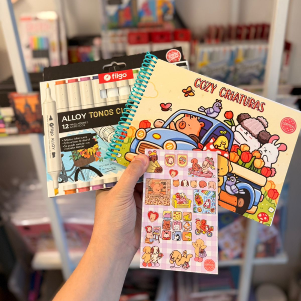 Producto - Kit libro para pintar Cozy Criaturas + Marcadores