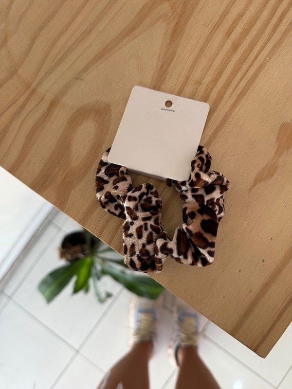 Producto - Scrunchie Velvet