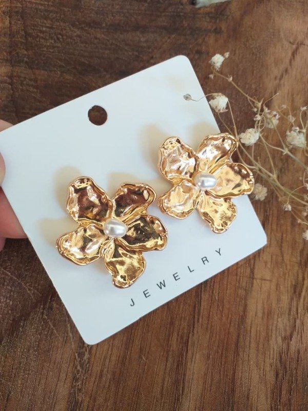 Producto - AFD0044 Aro pasante Flor Perla Dorado bijouterie premium