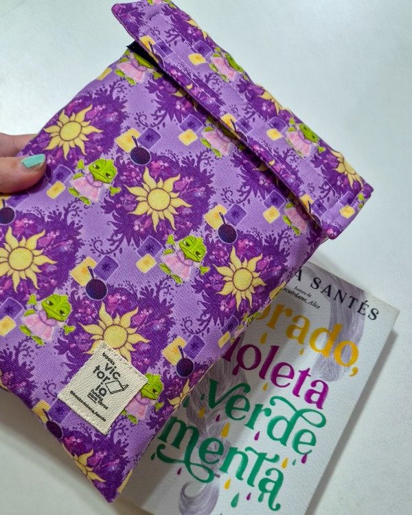 Producto - Funda para libros mediana Enredados Pascal IMPERMEABLE - 0
