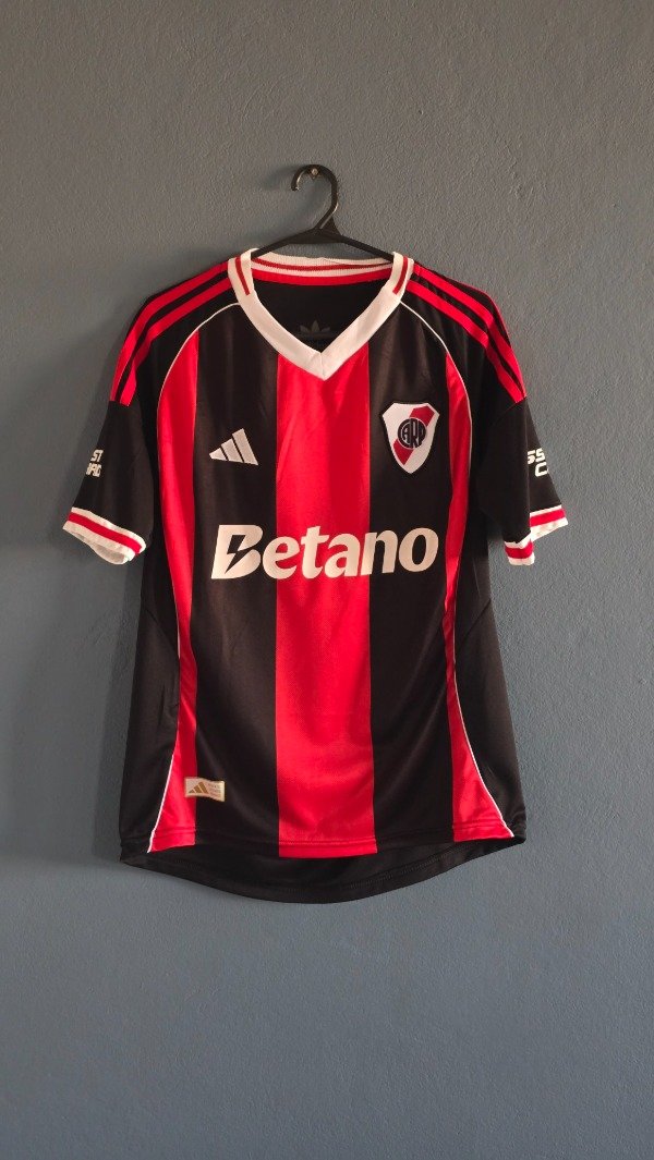 Producto - CAMISETA RIVER PLATE SUPLENTE 2025-26 - 0