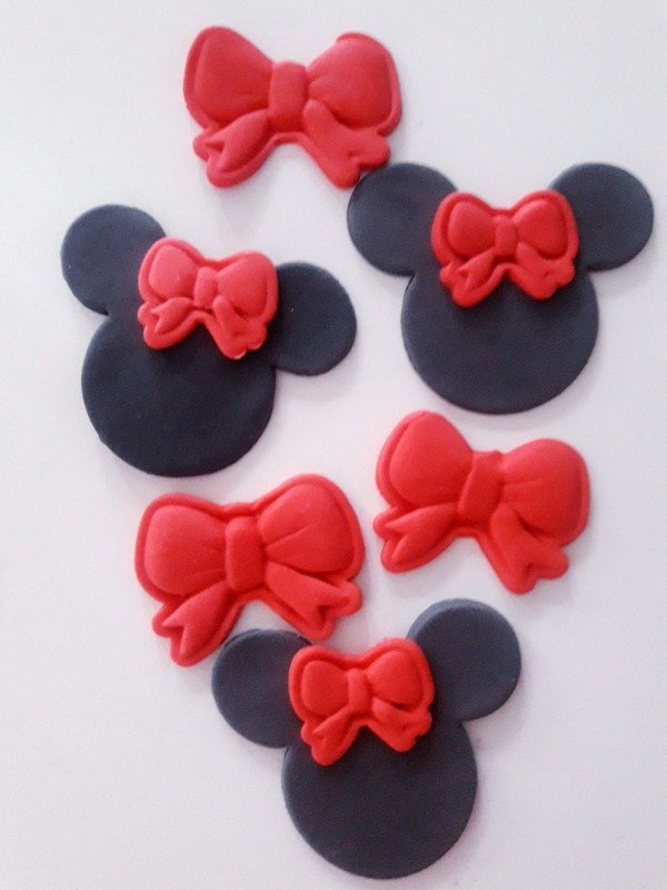 Producto - Set Minnie Mouse en pastillaje x12 unidades