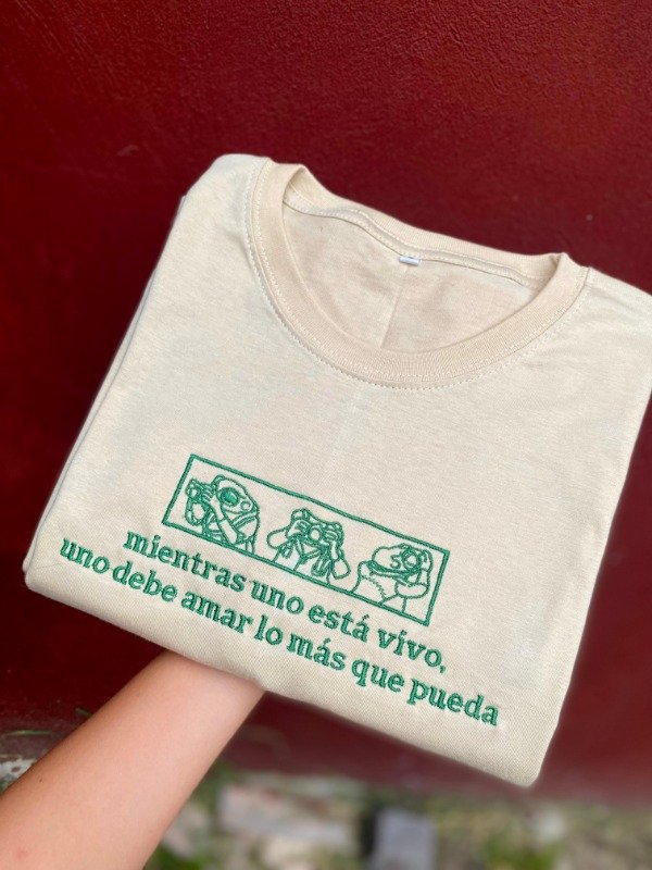 Producto - Remera Básica - Bad Bunny