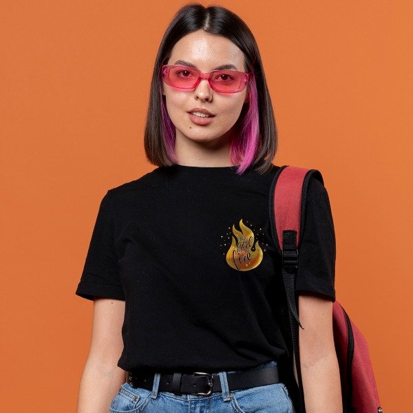 Producto - Remera This Girl is on Fire - 3