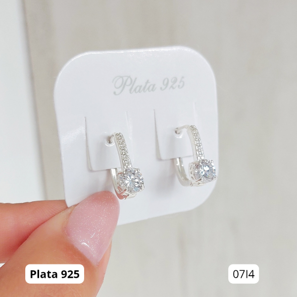 Producto - Aros brisura colgante con micropavé y cubics