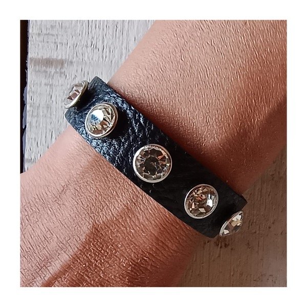 Producto - Brazalete Iris negro