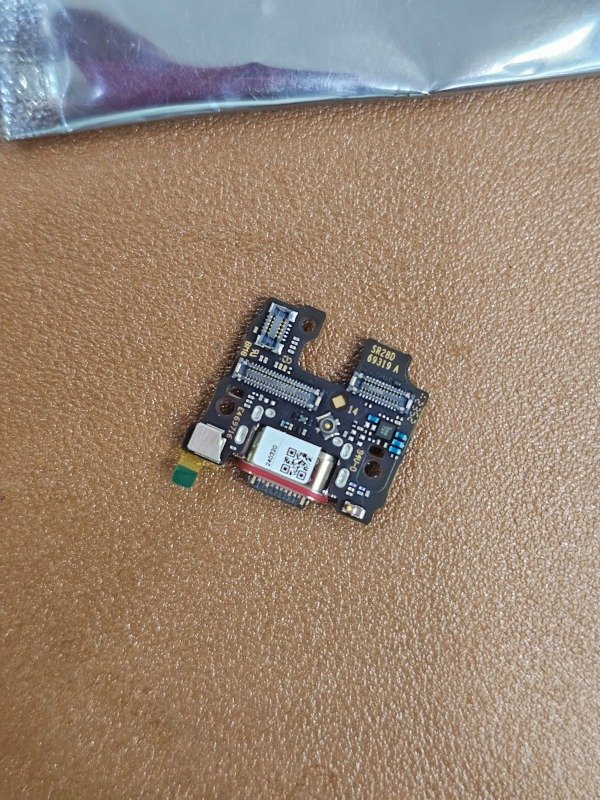 Producto - PLACA DE CARGA MOTOROLA EDGE 40 ORIGINAL