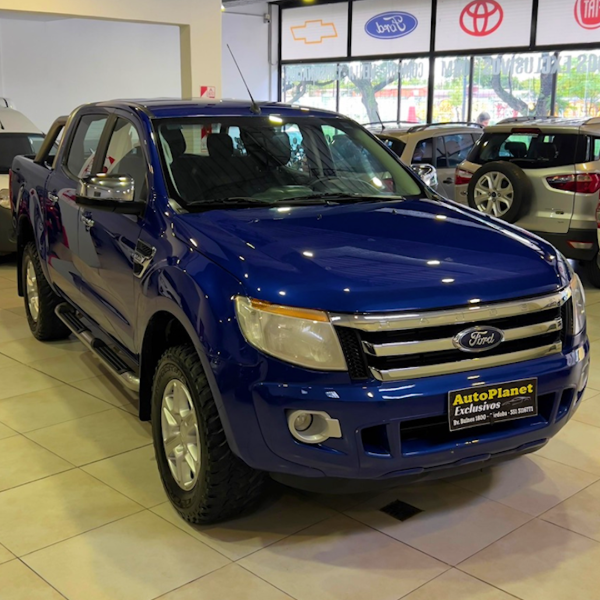 Producto - Ranger XLT 4x4 (2013)