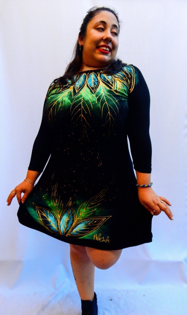 Producto - Vestido. Hojitas