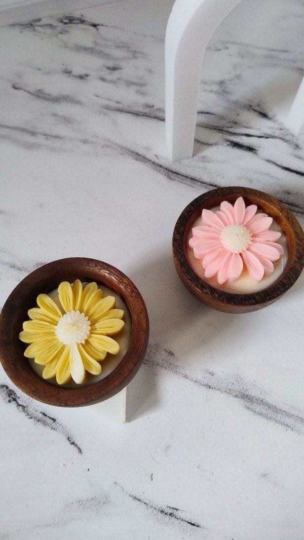 Producto - Cuenco de madera con Margarita