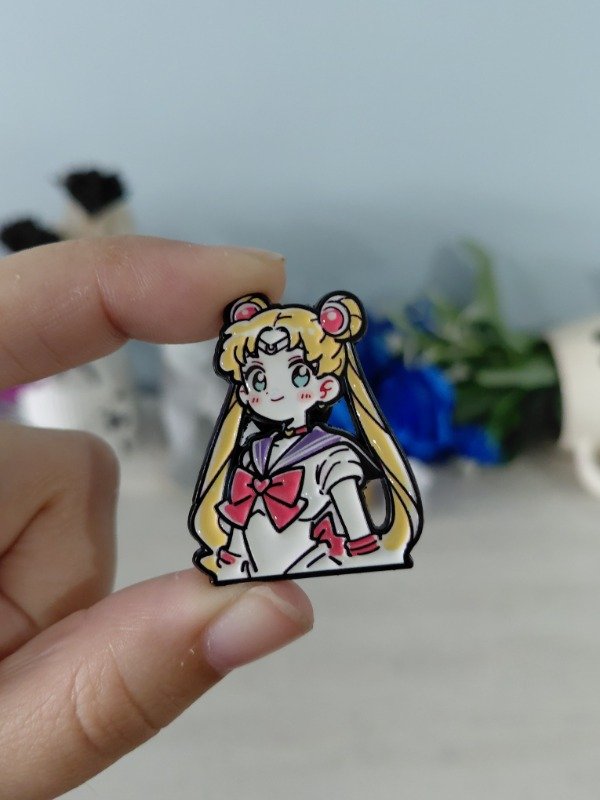 Producto - Pin metalizado - Sailor Moon #1490
