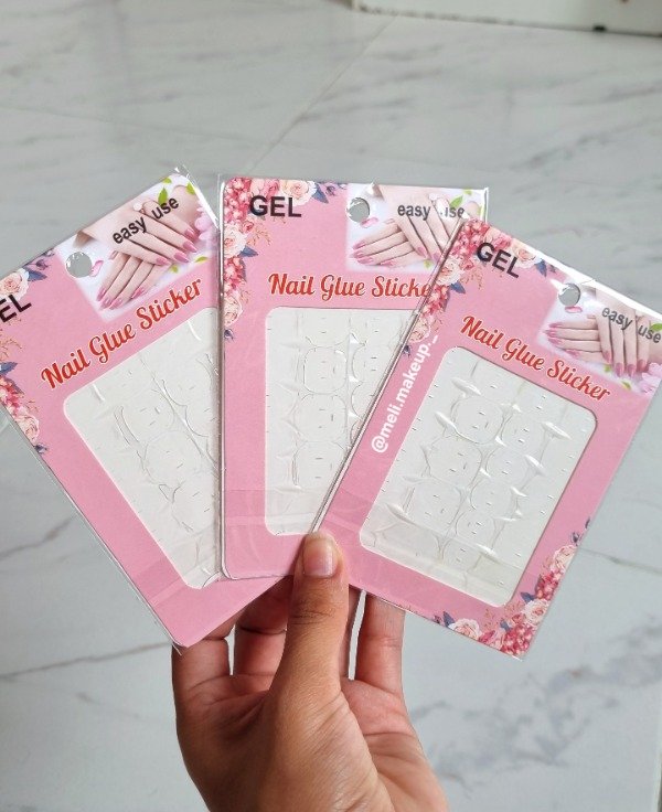Producto - Sticker adhesivo de uñas