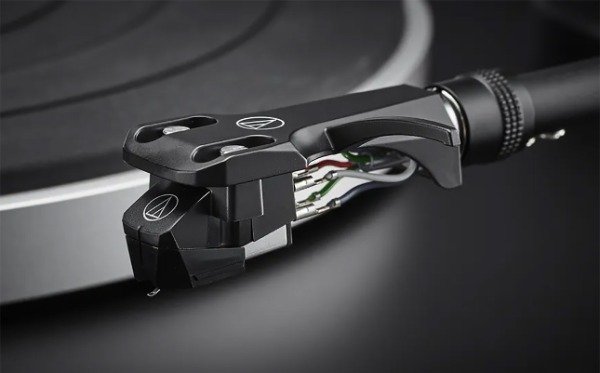Producto - Bandeja Giradiscos Audio-technica Con Tracción Directa At-lp5x Black - 6