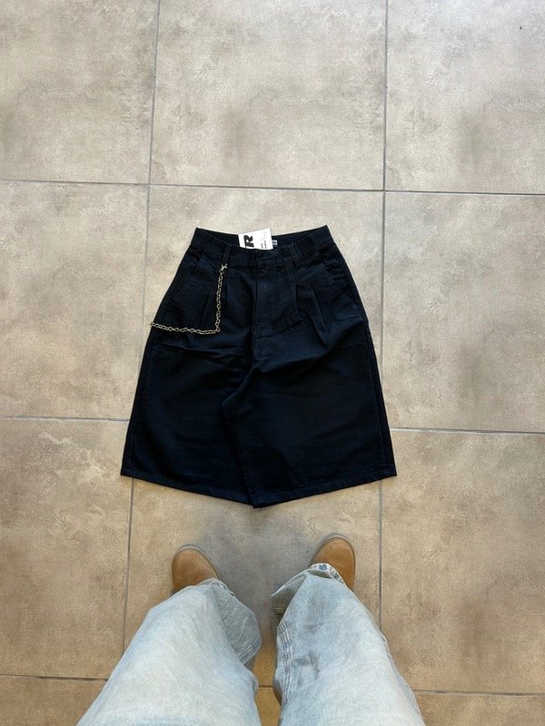 Producto - JORT BAGGY BLACK CADENA