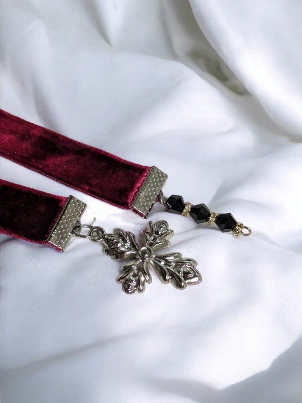 Producto - señalador cruz gotica