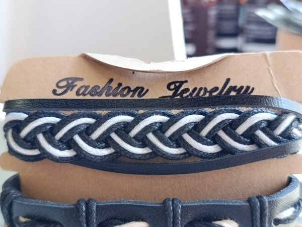 Producto - Pulsera de hombre trenza blanco y negro