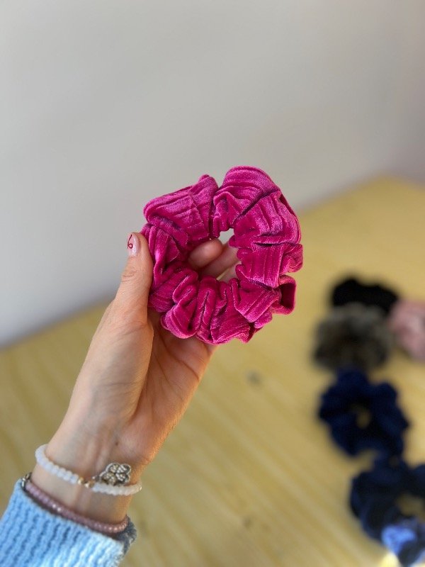 Producto - Scrunchie terciopelo fucsia - 0